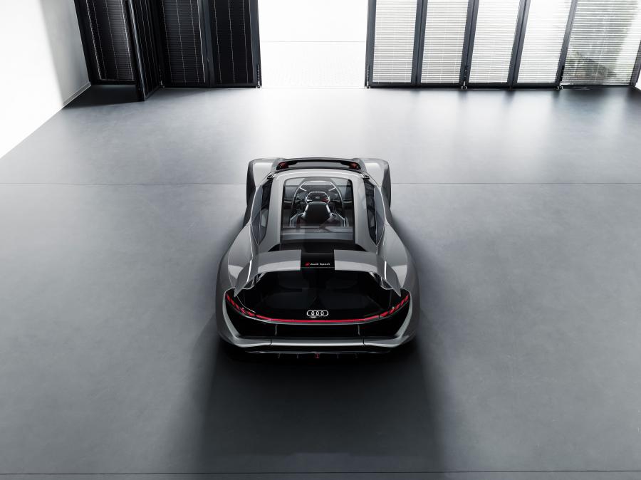  Audi PB 18 e-tron 2018 года  (фото 26 из 51)